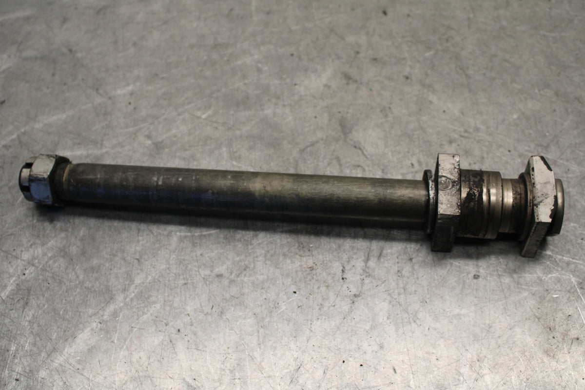 09-12 KAWASAKI NINJA ZX6R ZX600R REAR AXLE BACK WHEEL RIM PIVOT BOLT AXEL BB656