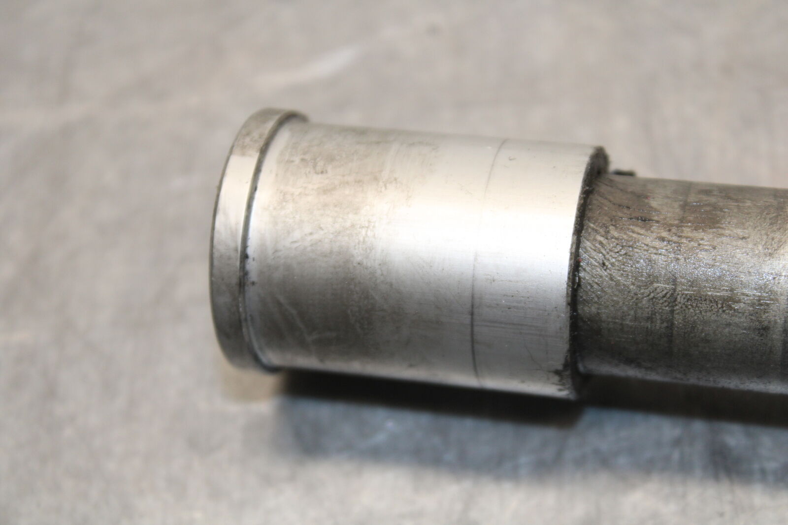 09-12 KAWASAKI NINJA ZX6R ZX600R FRONT WHEEL RIM AXLE BOLT 41068-0604 BB656