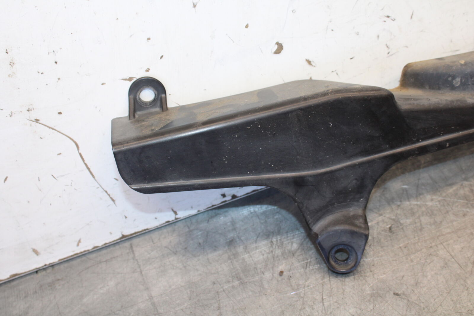 07-12 HONDA CBR600RR REAR BACK DRIVE CHAIN GUARD COVER SHIELD BB672