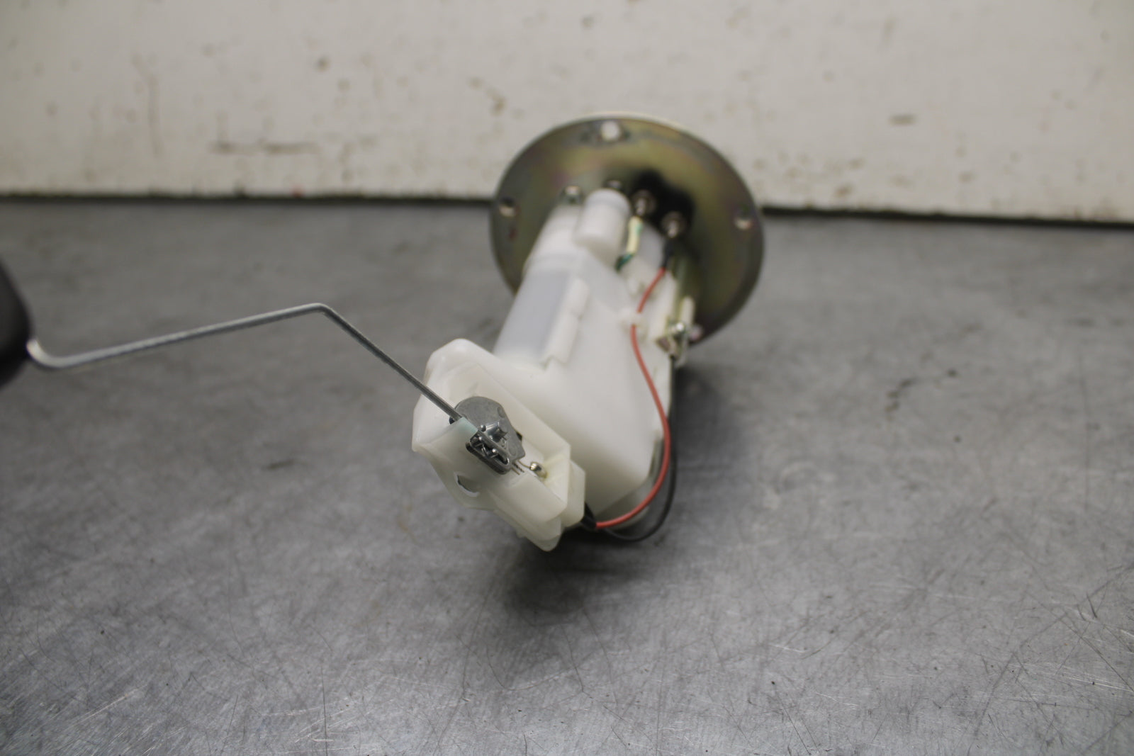 18-24 KAWASAKI NINJA 650 FUEL PUMP GAS PETROL SENDER UNIT BB725