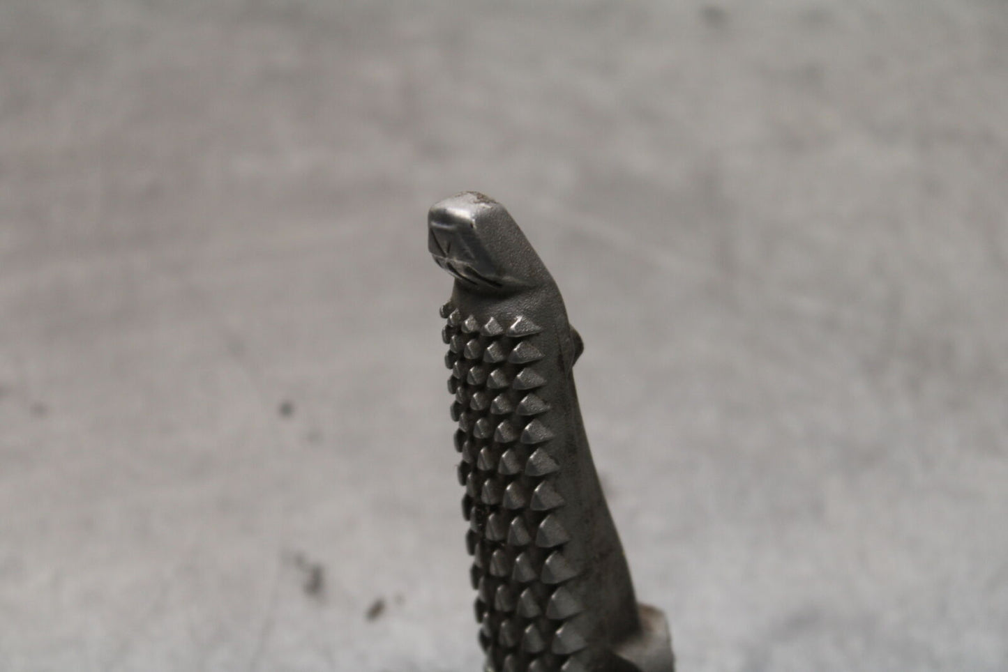 19-22 KAWASAKI Z400 LEFT REARSET REAR SET DRIVER FOOT PEG REST STOP BB738