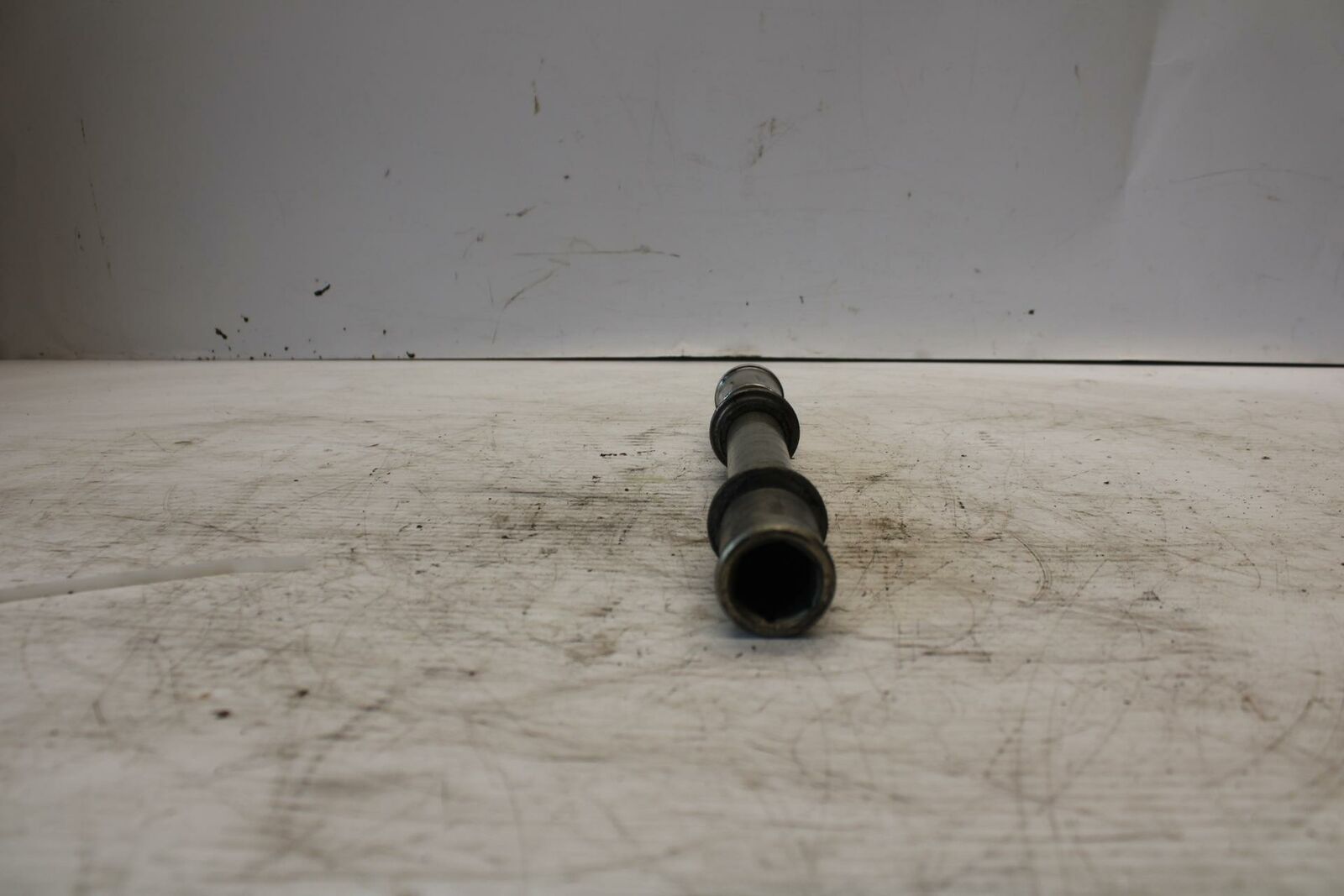 07-08 KAWASAKI NINJA ZX6R FRONT WHEEL RIM AXLE PIVOT BOLT  BB274