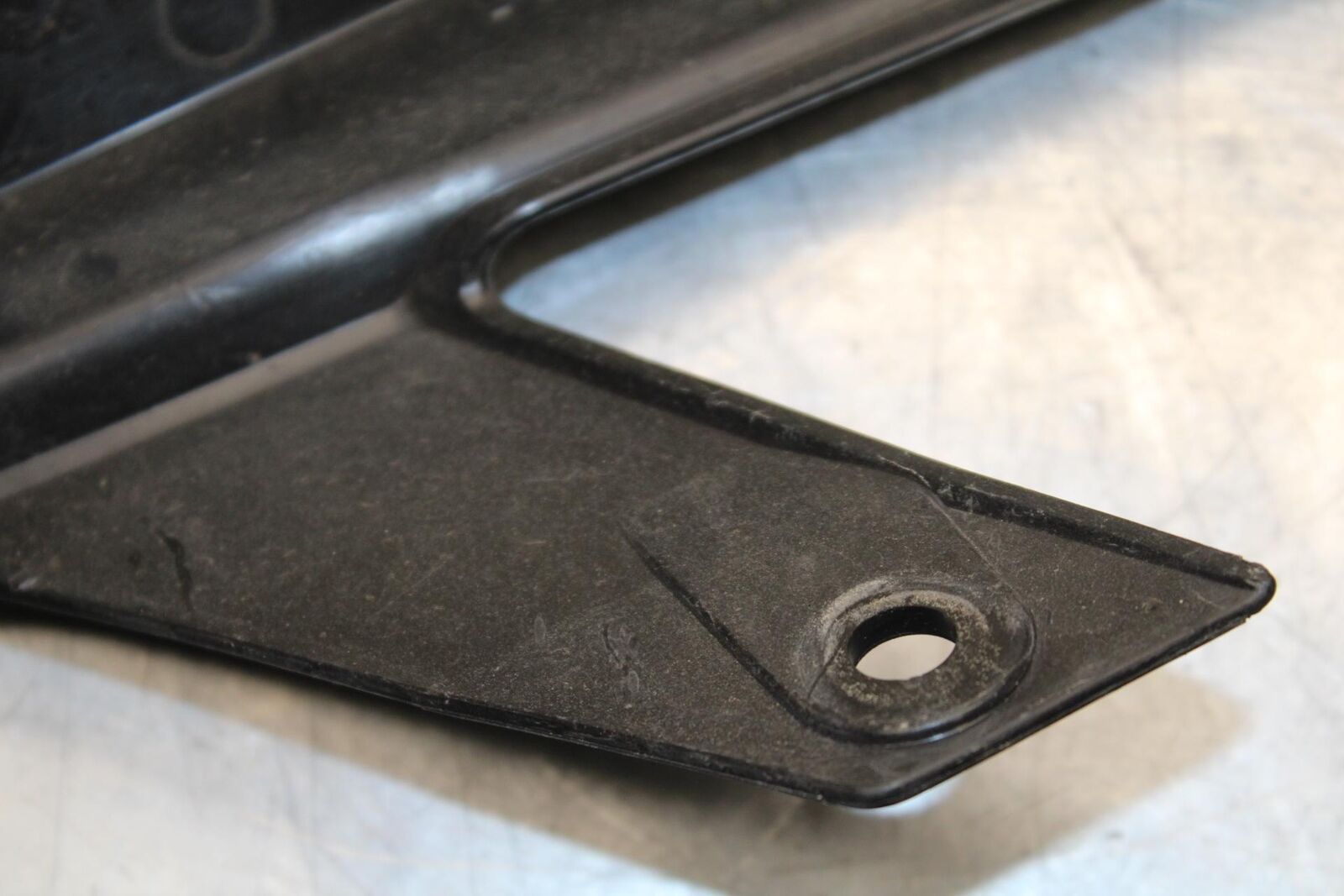 20 KAWASAKI Z400 ER400 ABS REAR BACK DRIVE CHAIN GUARD COVER SHIELD BB586