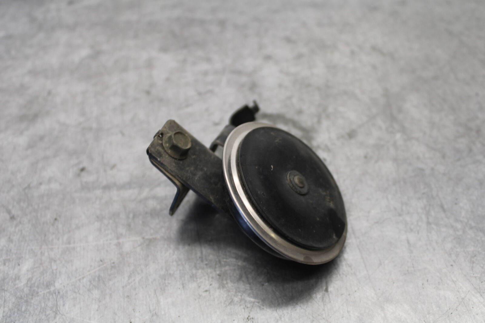 07-09 YAMAHA FZ6 HORN SIGNAL 5VX-83371-01-00 BB713