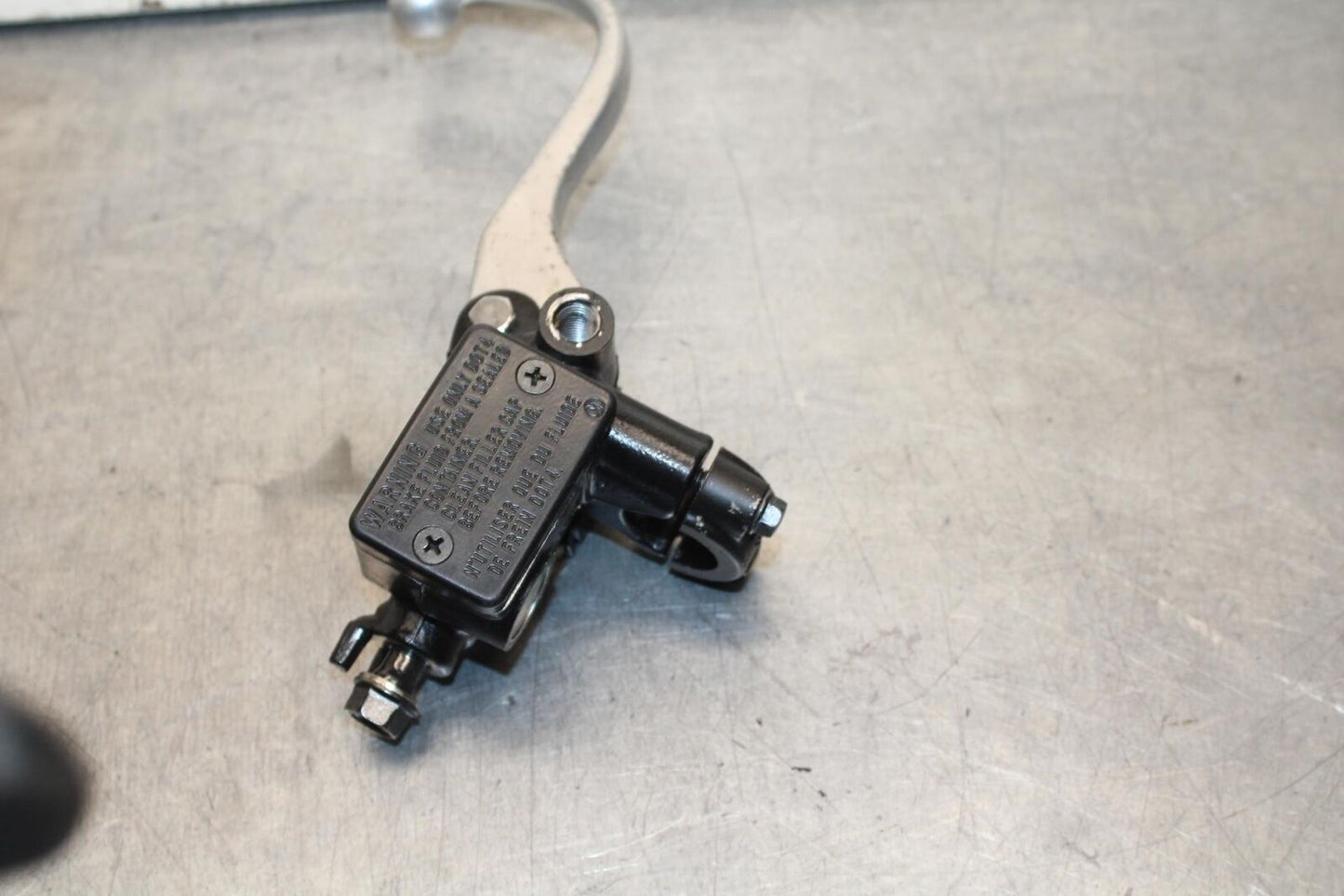2014 Honda CB500F ABS FRONT BRAKE MASTER CYLINDER w/ LEVER BB102
