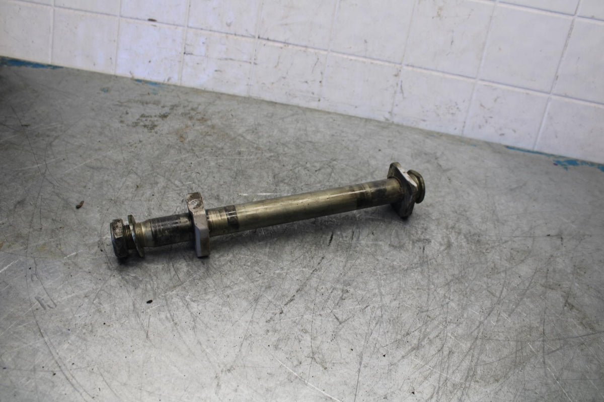 08-10 SUZUKI GSXR600 REAR AXLE BACK WHEEL RIM PIVOT BOLT AXEL BB430