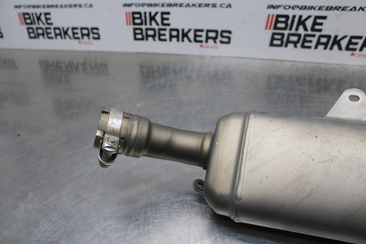 11-24 SUZUKI GSXR750 EXHAUST PIPE MUFFLER SLIP ON CAN SILENCER BB630