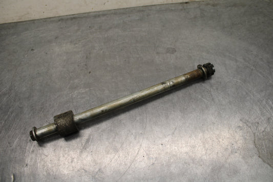 04 SUZUKI INTRUDER 800 REAR AXLE BACK WHEEL RIM PIVOT BOLT AXEL BB758