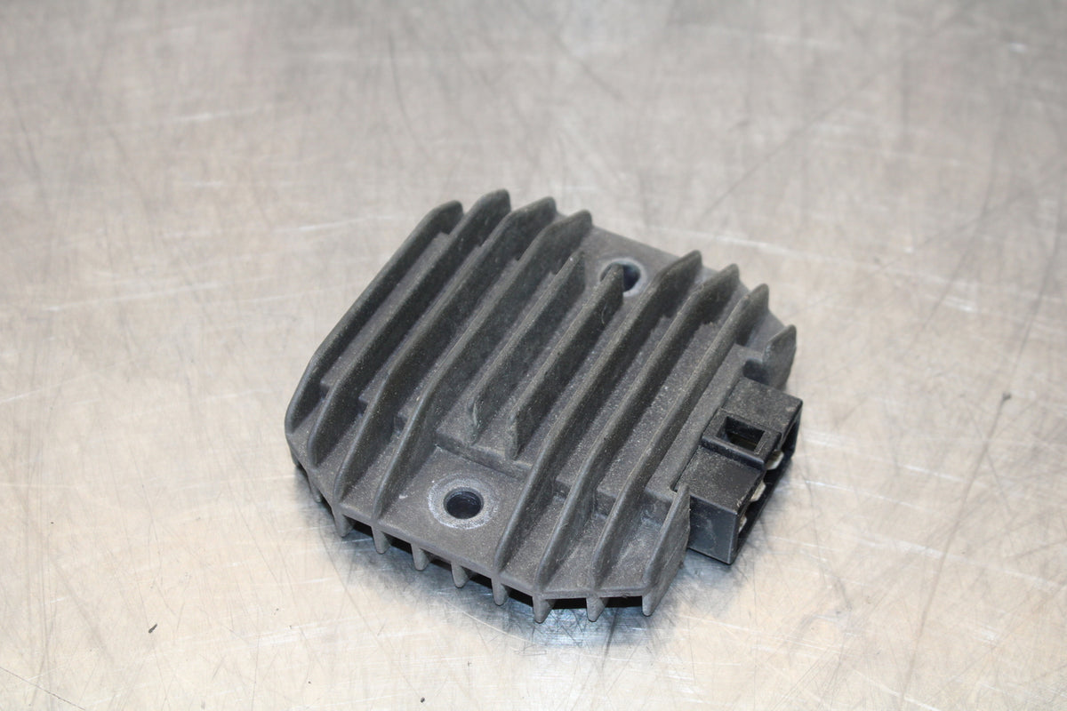 96-07 YAMAHA YZF600R RECTIFIER VOLTAGE REGULATOR BB158