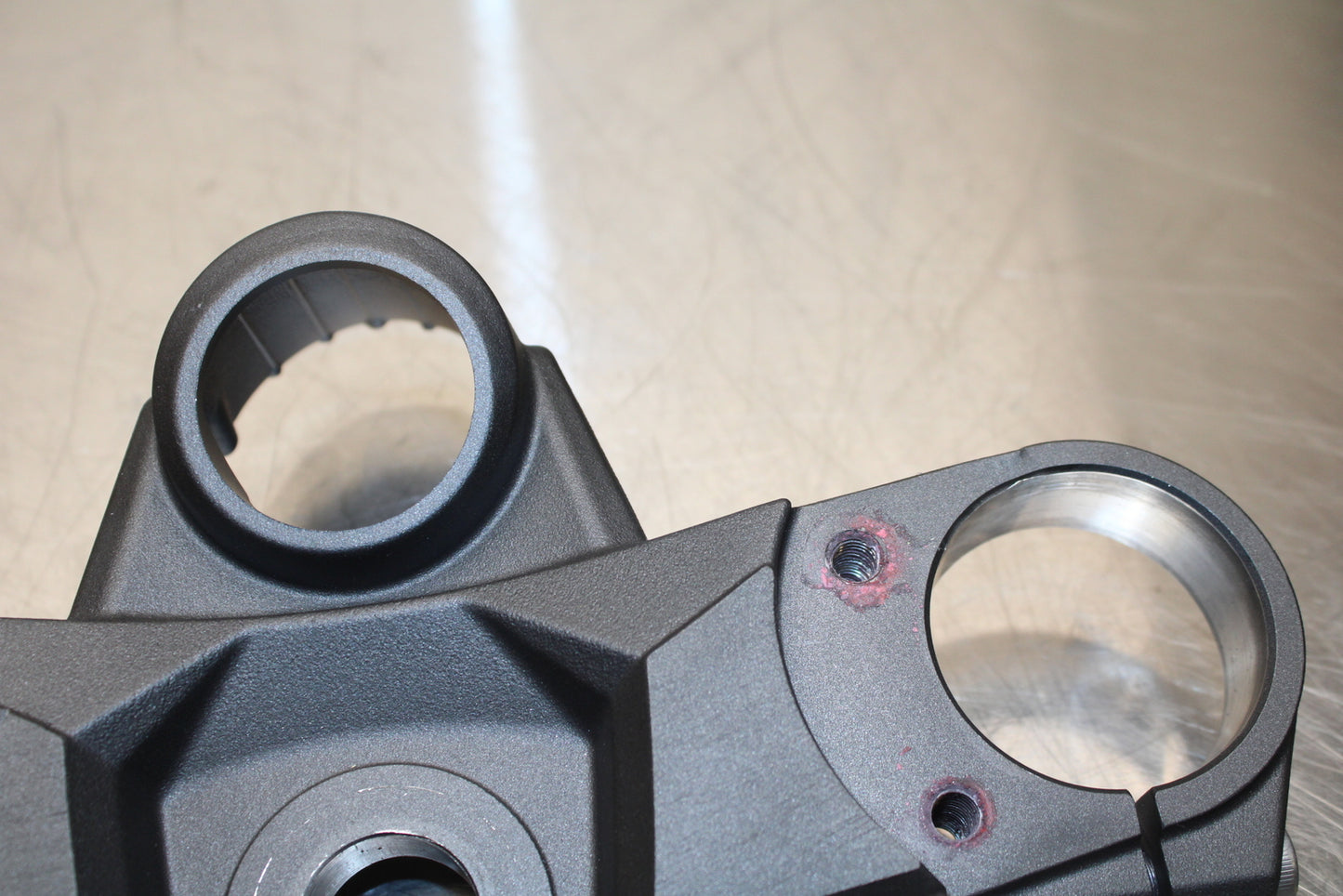 23-24 KAWASAKI NINJA ZX14R FORKS UPPER TRIPLE TREE CLAMP BB141