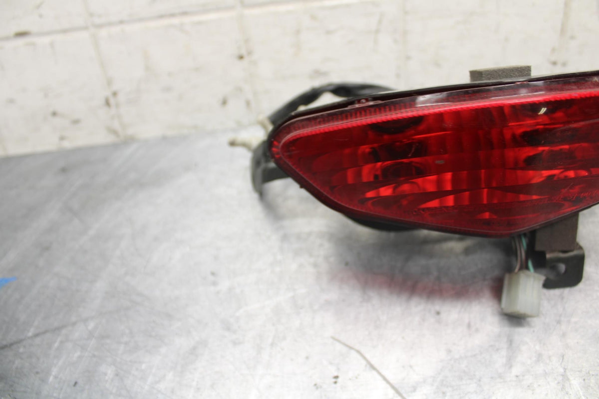 2003 Suzuki Vstrom 1000 DL1000 REAR TAIL TAILLIGHT BACK BRAKE LIGHT BB07