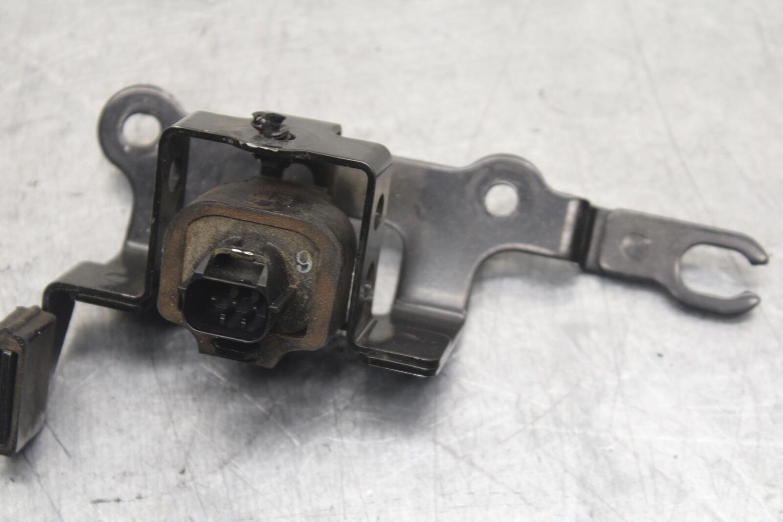 12-17 KAWASAKI ER-6N Z650 TIP OVER BANK ANGLE CRASH SENSOR SWITCH  BB607