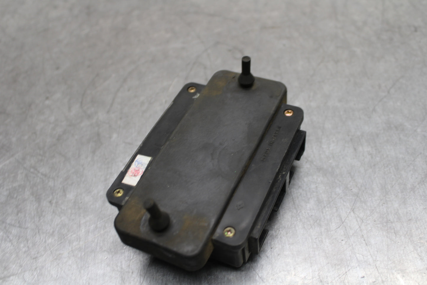 03-08 KAWASAKI VULCAN 1600 FUSE BOX BB123