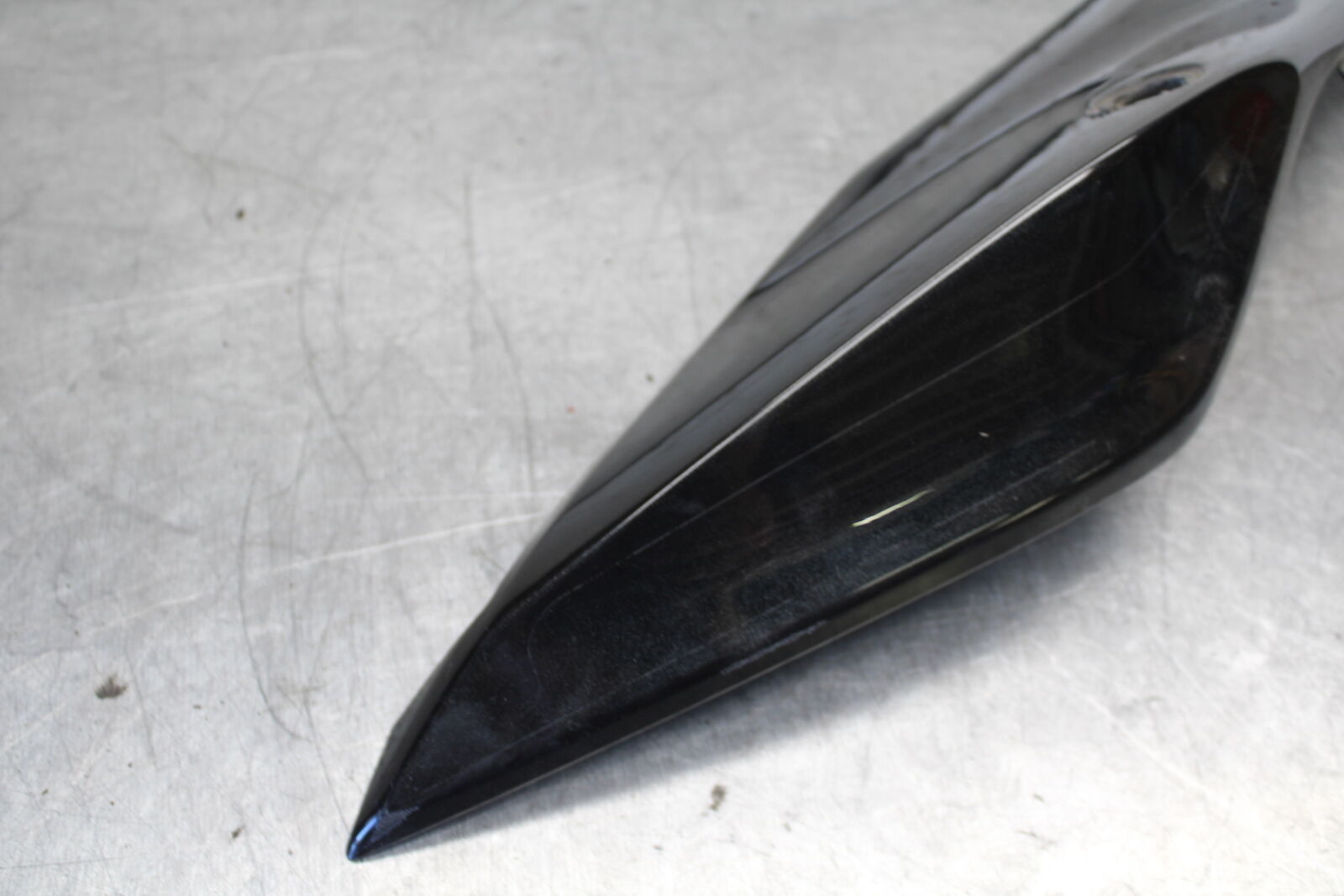 19-22 KAWASAKI Z400 LEFT REAR BACK TAIL FAIRING COWL SHROUD BB708