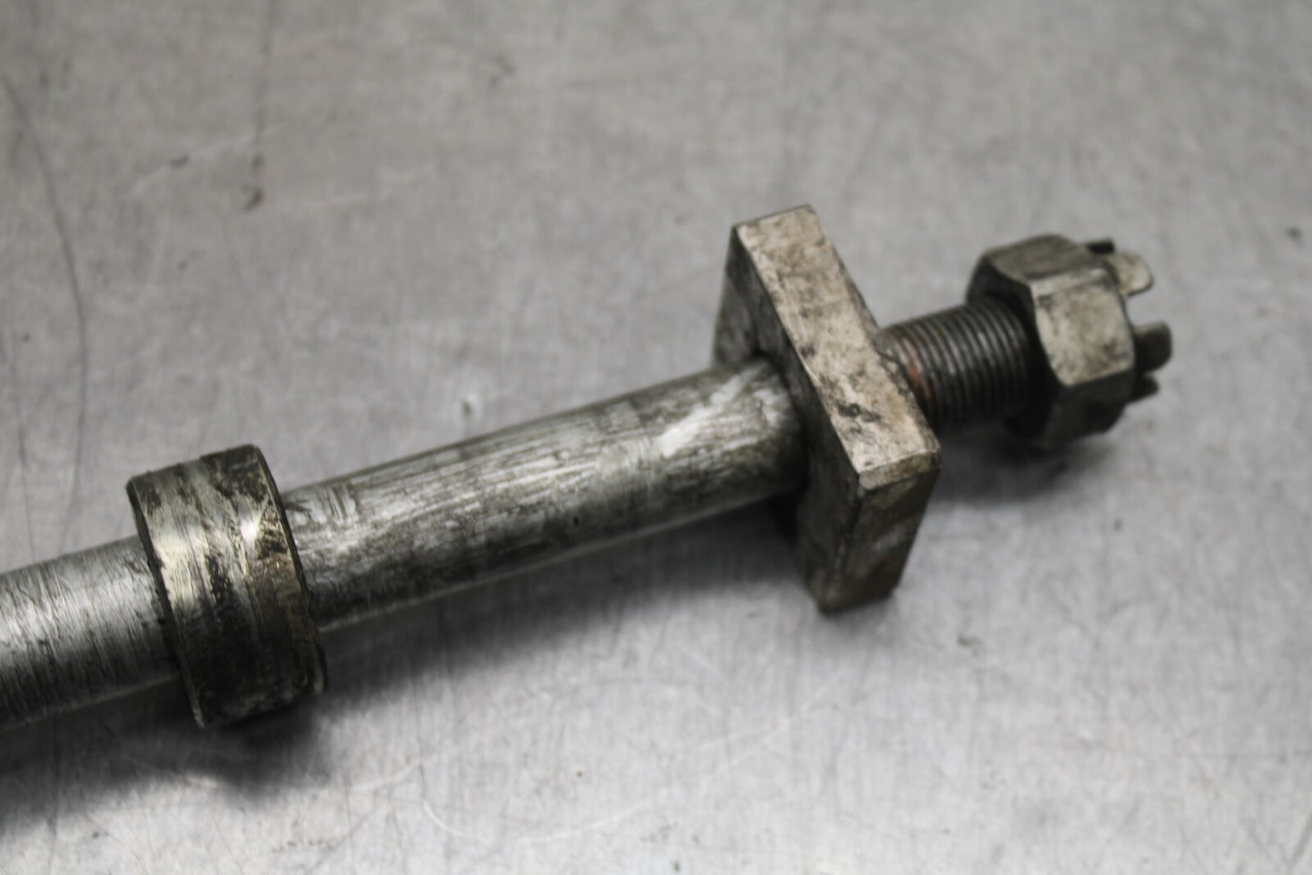 14-15 KAWASAKI NINJA 650 EX650F ABS REAR AXLE WHEEL RIM PIVOT BOLT AXEL BB741