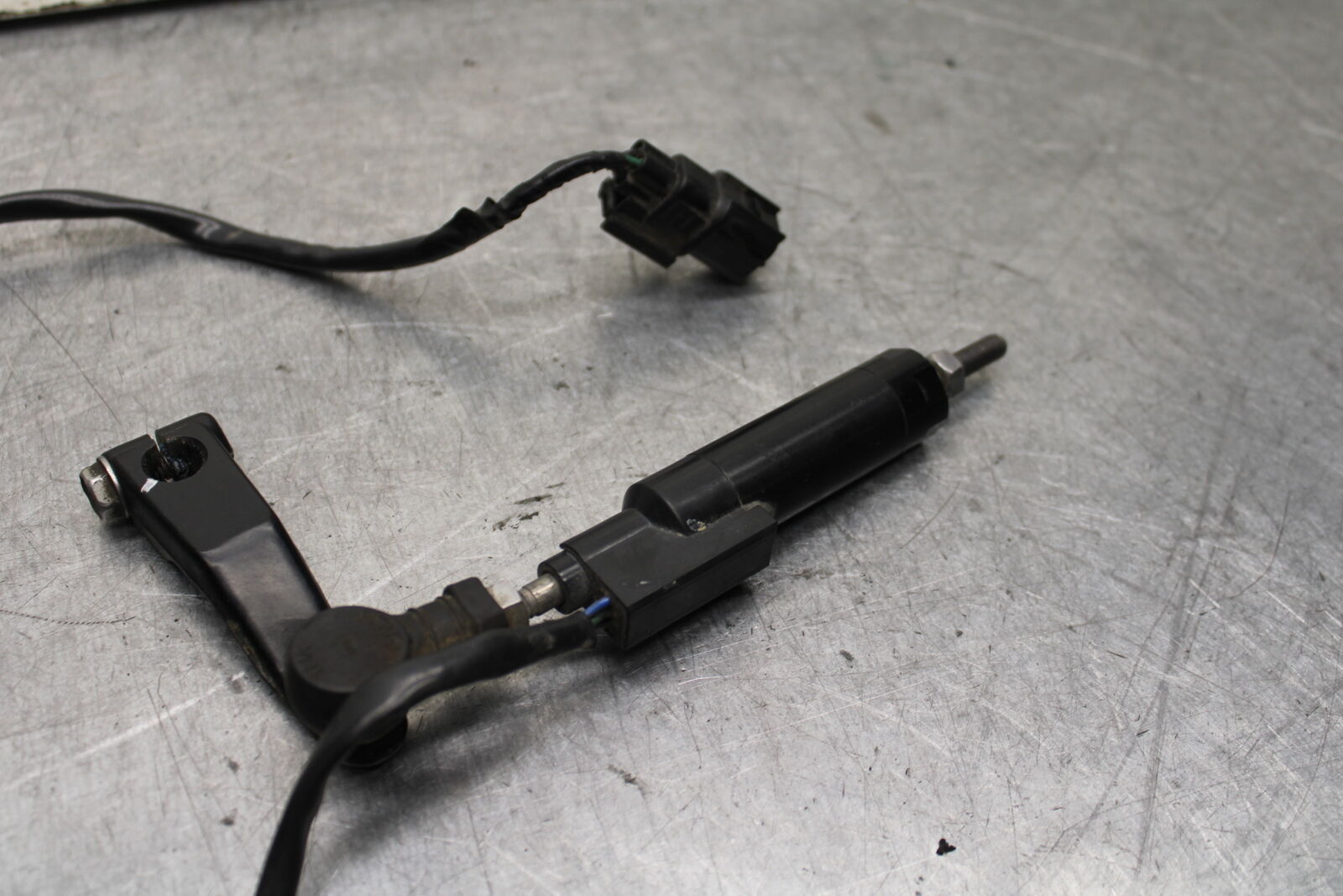 16 KAWASAKI NINJA ZX10R QUICK SHIFTER BB650