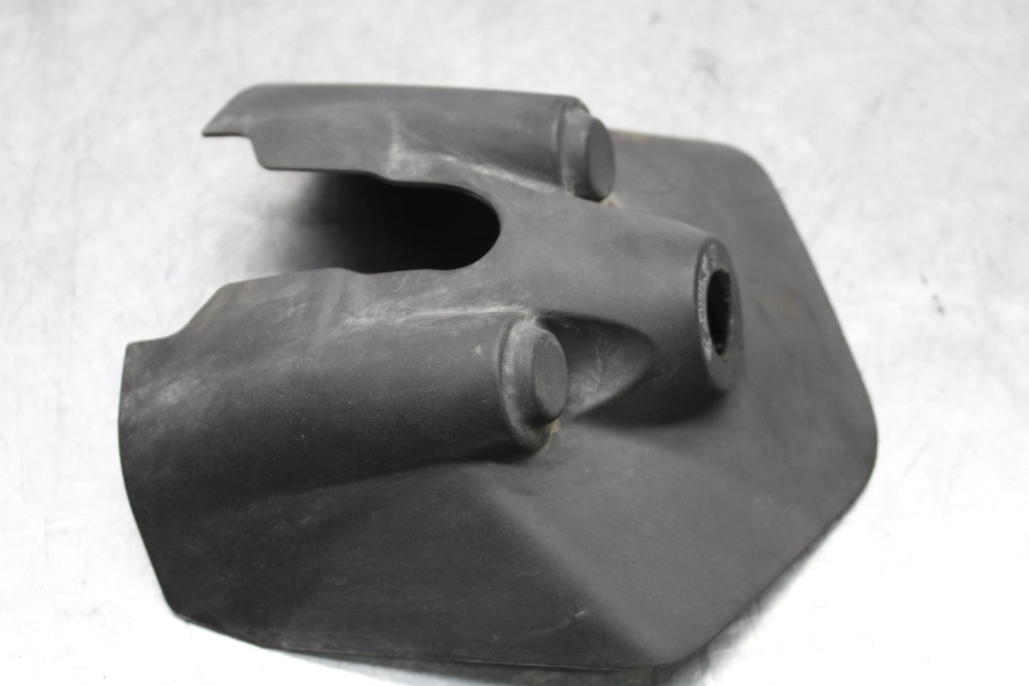 16-18 KTM 690 DUKE IGNITION TRIM PANEL MISCELLANEOUS COVERS BB631