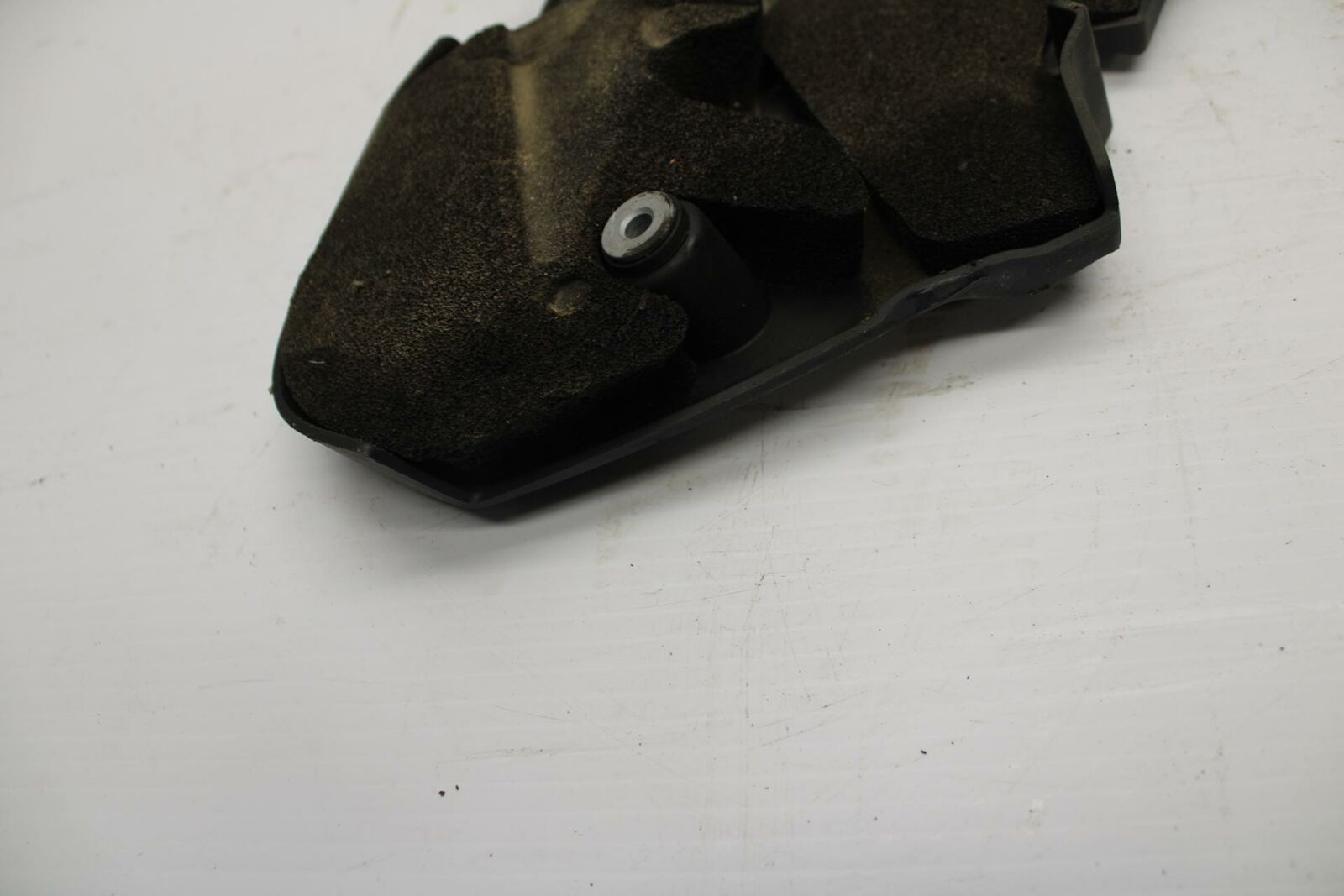 13-16 SUZUKI BANDIT 1250S ABS ENGINE SPROCKET COVER BB238