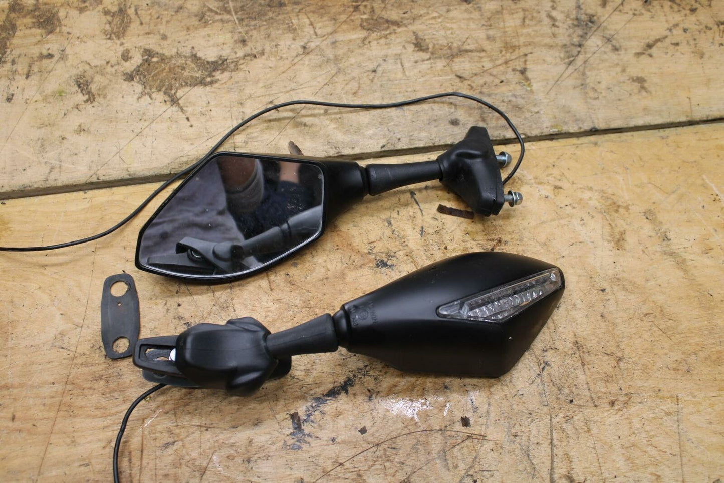 91-93 YAMAHA FZR1000 AFTERMARKET REAR VIEW MIRROR SET PAIR MIRRORS BB339