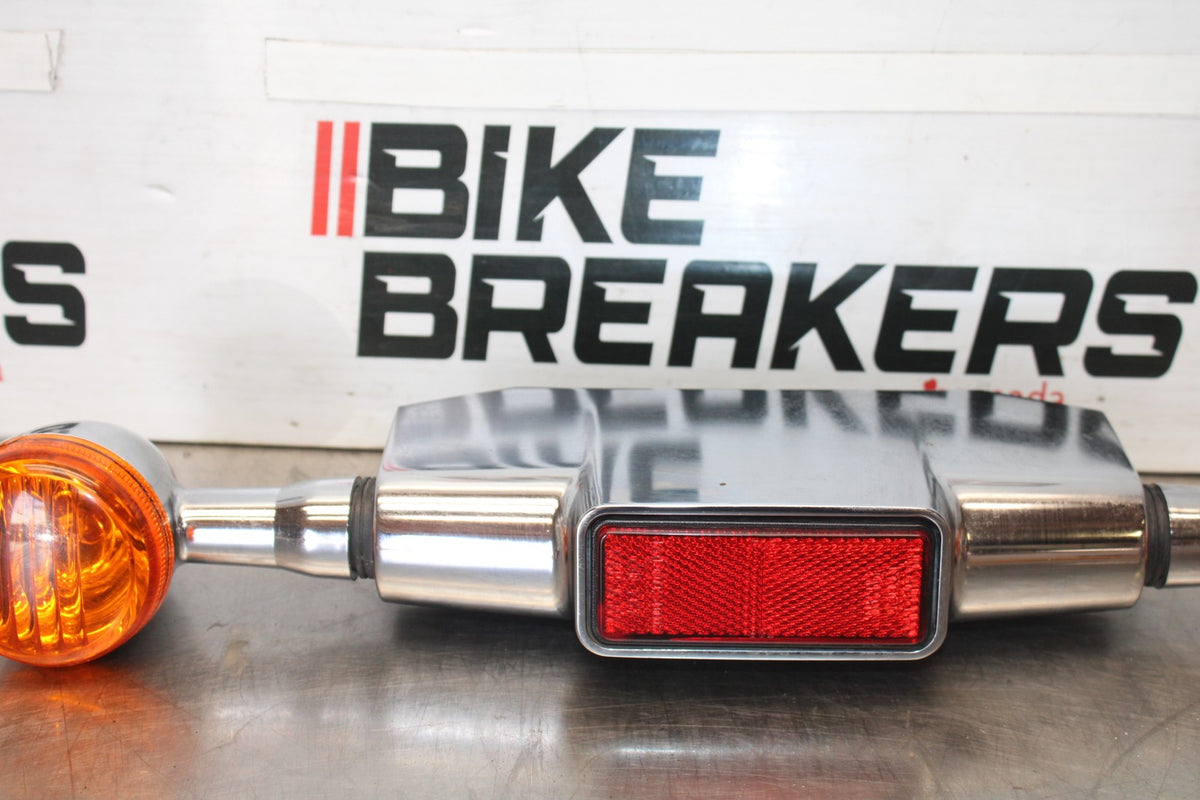 05-09 SUZUKI BOULEVARD C90 REAR TURN SIGNAL LIGHTS & BAR MOUNT BRACKET BB918