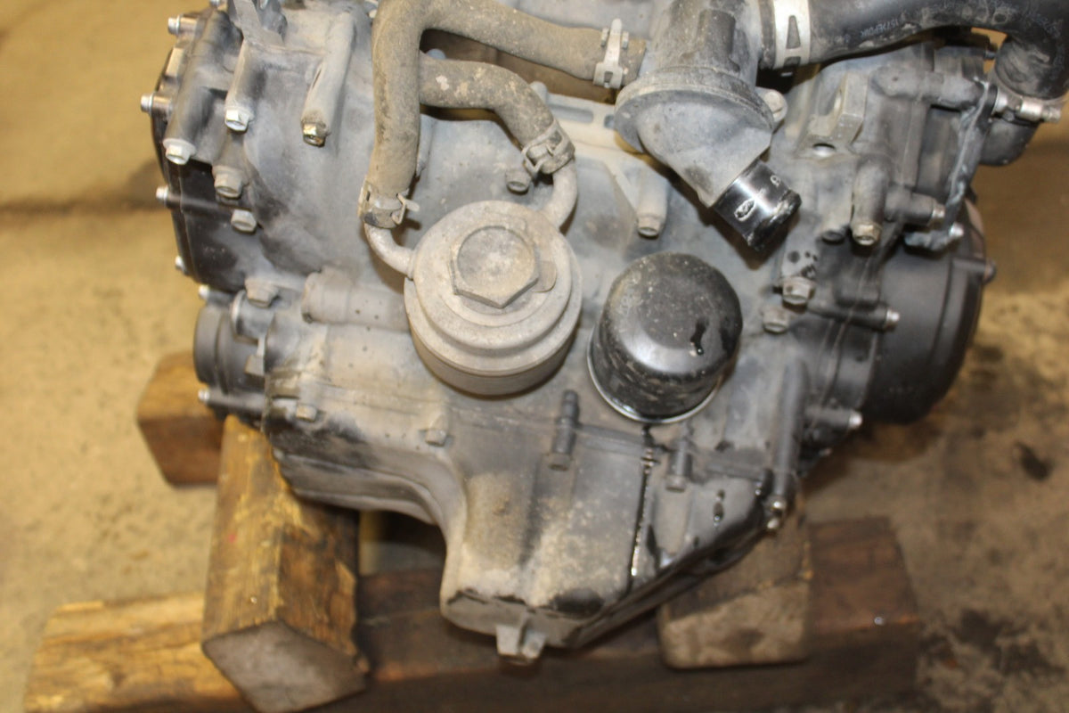 15-17 YAMAHA FJ09 ENGINE MOTOR BB906