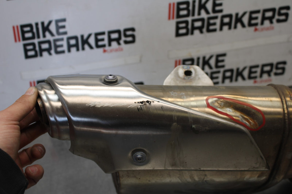 23 KAWASAKI NINJA 650 EX650 FULL EXHAUST SYSTEM HEADERS PIPE MUFFLER BB920