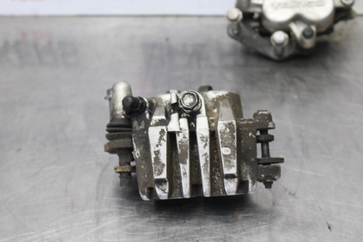 03 KAWASAKI VULCAN 1600 RIGHT LEFT FRONT BRAKE CALIPER SET PAIR CALIPERS BB865