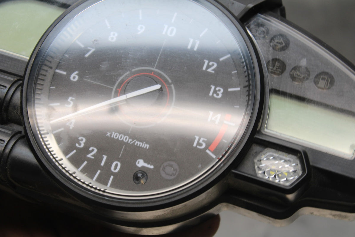 07 YAMAHA YZF R1 25201KM SPEEDO GAUGES CLUSTER SPEEDOMETER TACHOMETER BB826