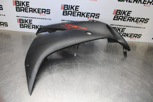 04-05 YAMAHA YZF R1 AFTERMARKET RIGHT MID UPPER SIDE FAIRING COWL PLASTIC  BB173
