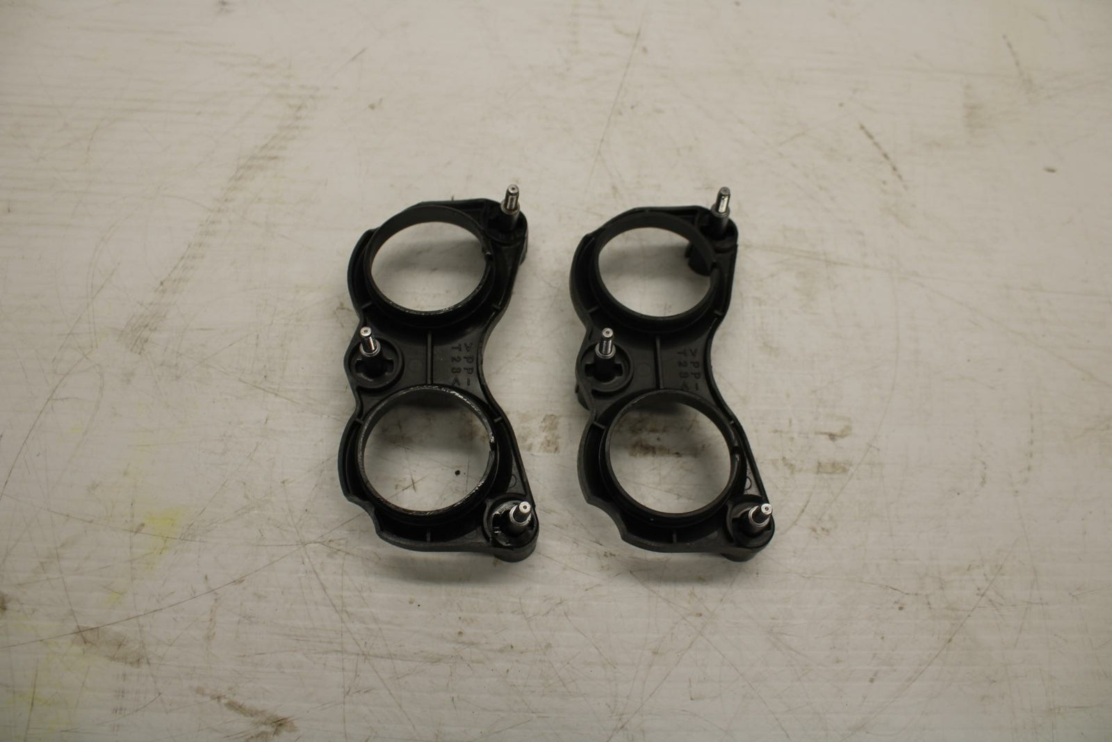 07 YAMAHA YZF R6 2c0 AIRBOX INTAKE VELOCITY STACKS BB284