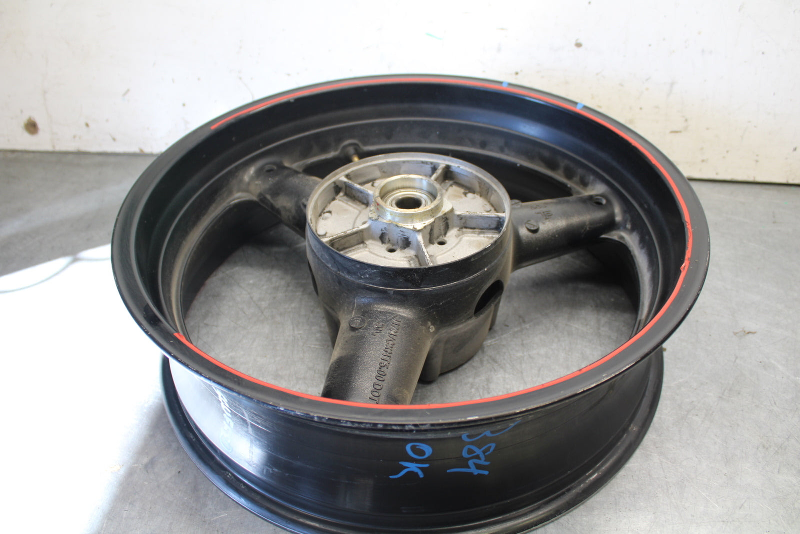 07-12 SUZUKI BANDIT 650F REAR WHEEL BACK RIM BB384