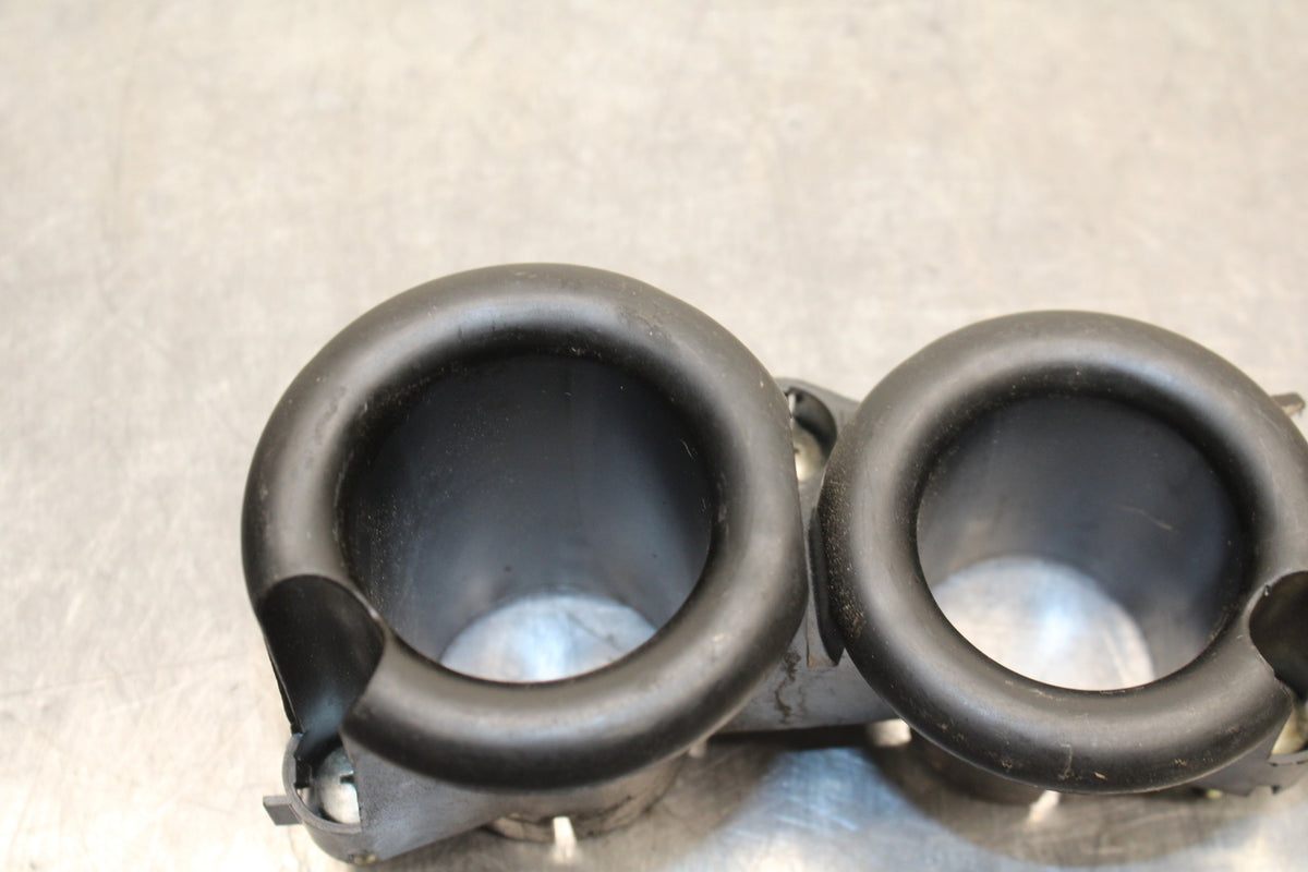 03-04 HONDA CBR600RR AIRBOX INTAKE VELOCITY STACKS BB134