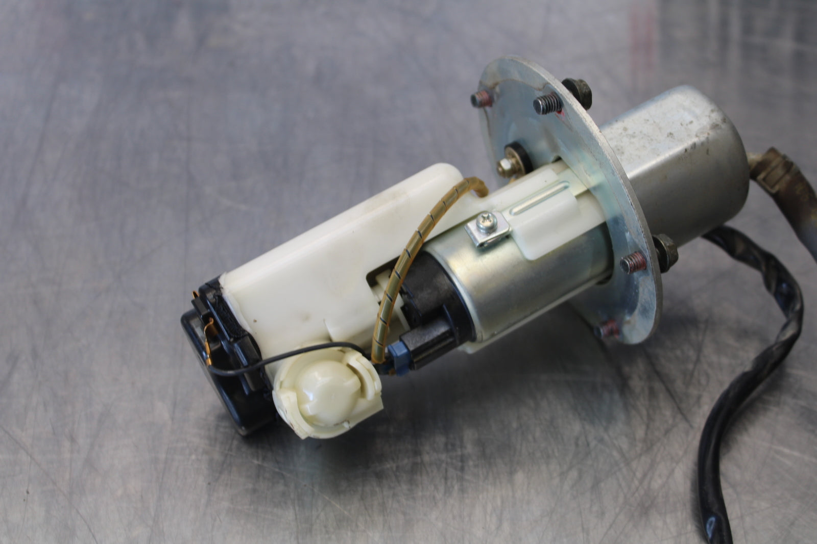 03-06 KAWASAKI Z1000 FUEL PUMP GAS PETROL SENDER UNIT BB164