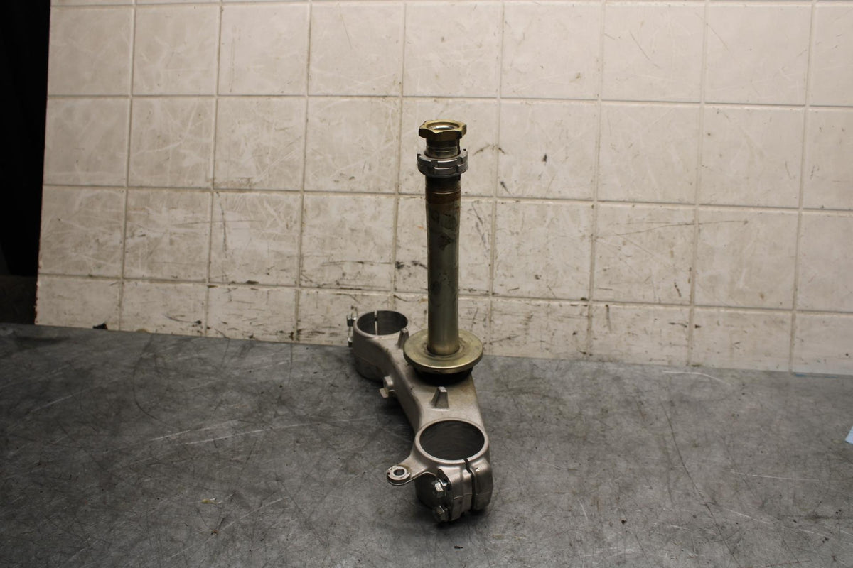 06-07 SUZUKI GSXR600 FRONT FORKS CLAMP LOWER TRIPLE TREE STEM BB543