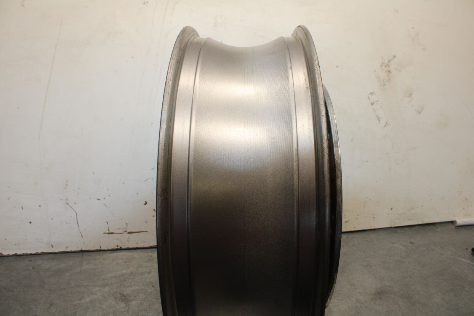 04-12 HONDA ST1300A REAR WHEEL AND ROTOR BACK BRAKE DISC (ITEM B) BB669