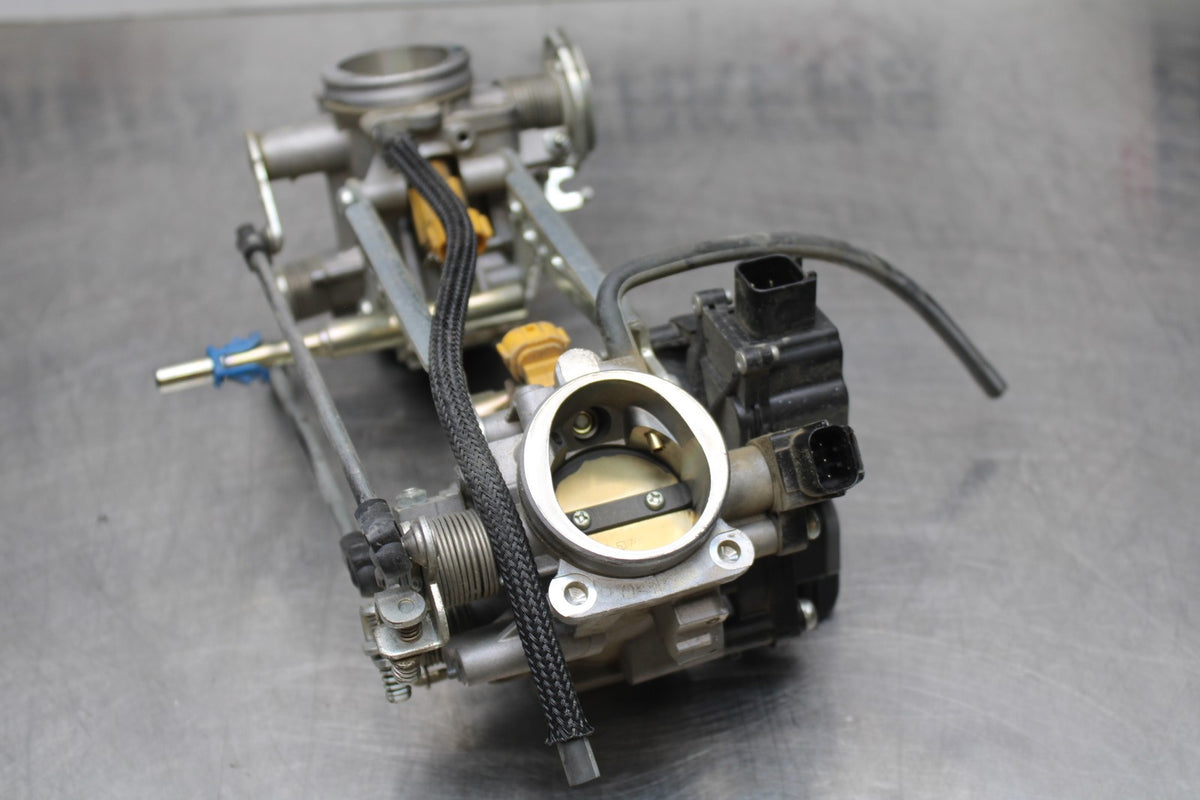 10 SUZUKI SV650 MAIN FUEL INJECTORS / THROTTLE BODIES BB181