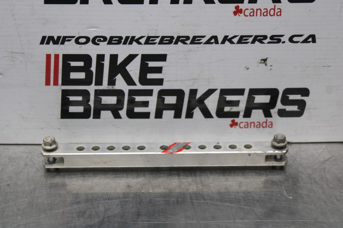 18 YAMAHA SUPER TENERE REAR BACK BRAKE TORQUE ROD SHAFT BAR BB832