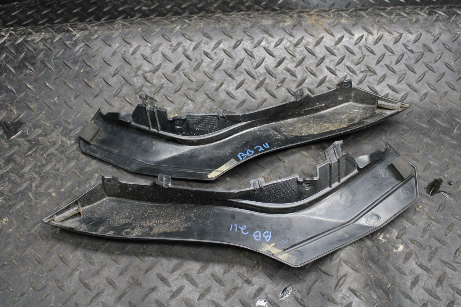 12-17 KAWASAKI NINJA 650 RIGHT LEFT FRONT SIDE SEAT PANELS TRIMS FAIRINGS BB211