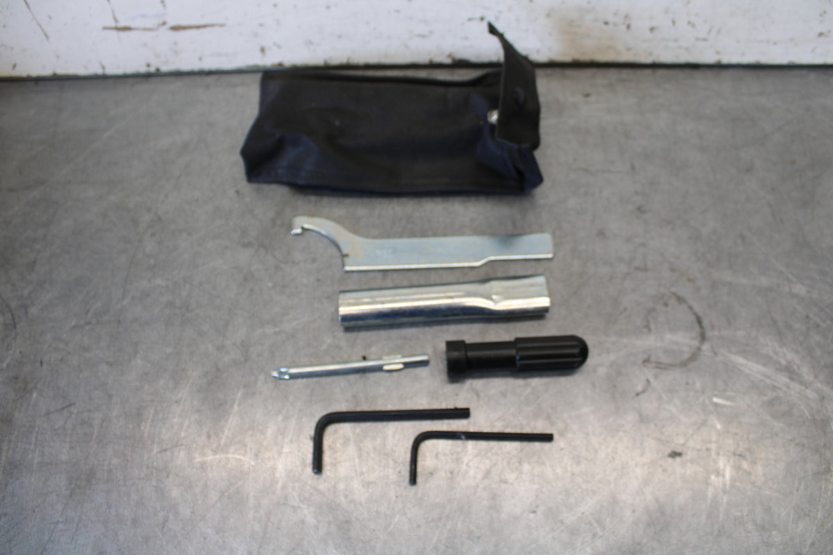 18-23 KAWASAKI NINJA 400 STOCK TOOLS OEM TOOL BAG KIT SET  BB679