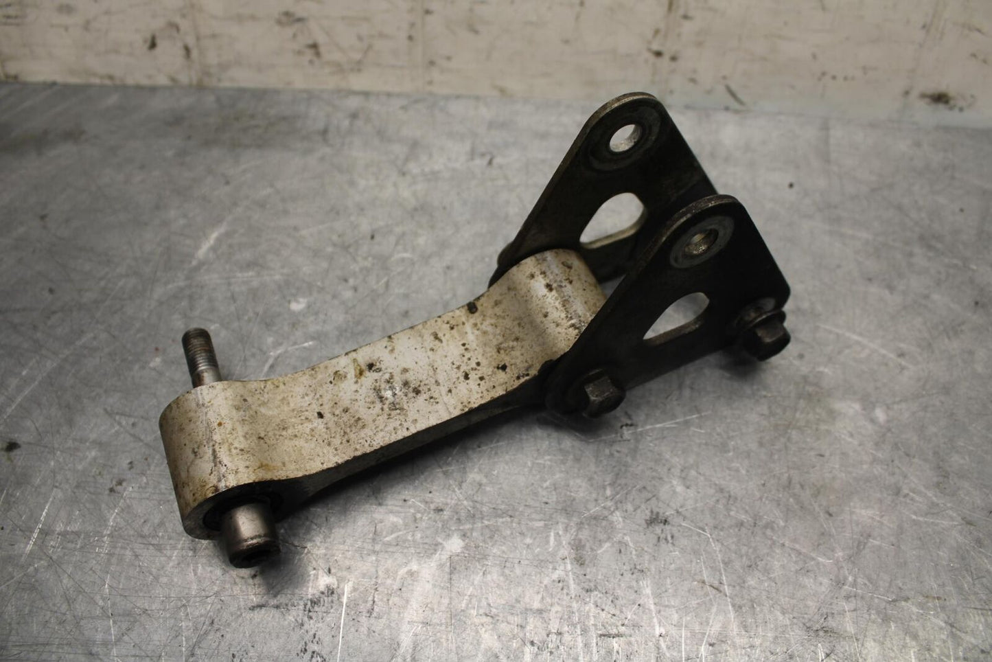 2006 Honda Interceptor 800 VFR800A ABS REAR DOGBONE SHOCK LINKAGE LINK BB39
