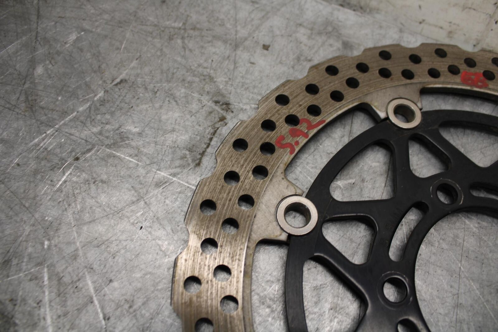 2009 Kawasaki Ninja ZX6R ZX600R FRONT BRAKE DISC ROTOR 41080-0077-5C BB44