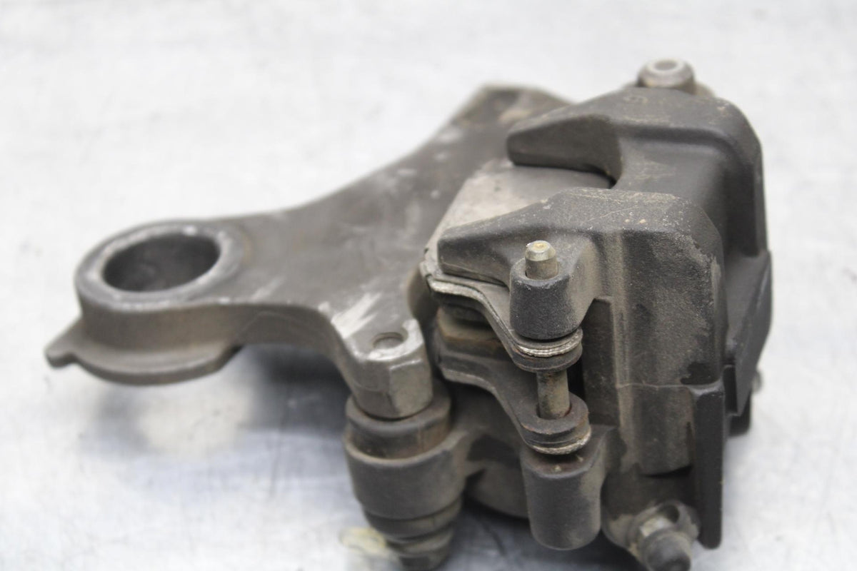 2007 Yamaha YZF R6S REAR BACK BRAKE CALIPER W MOUNT BRACKET BB594