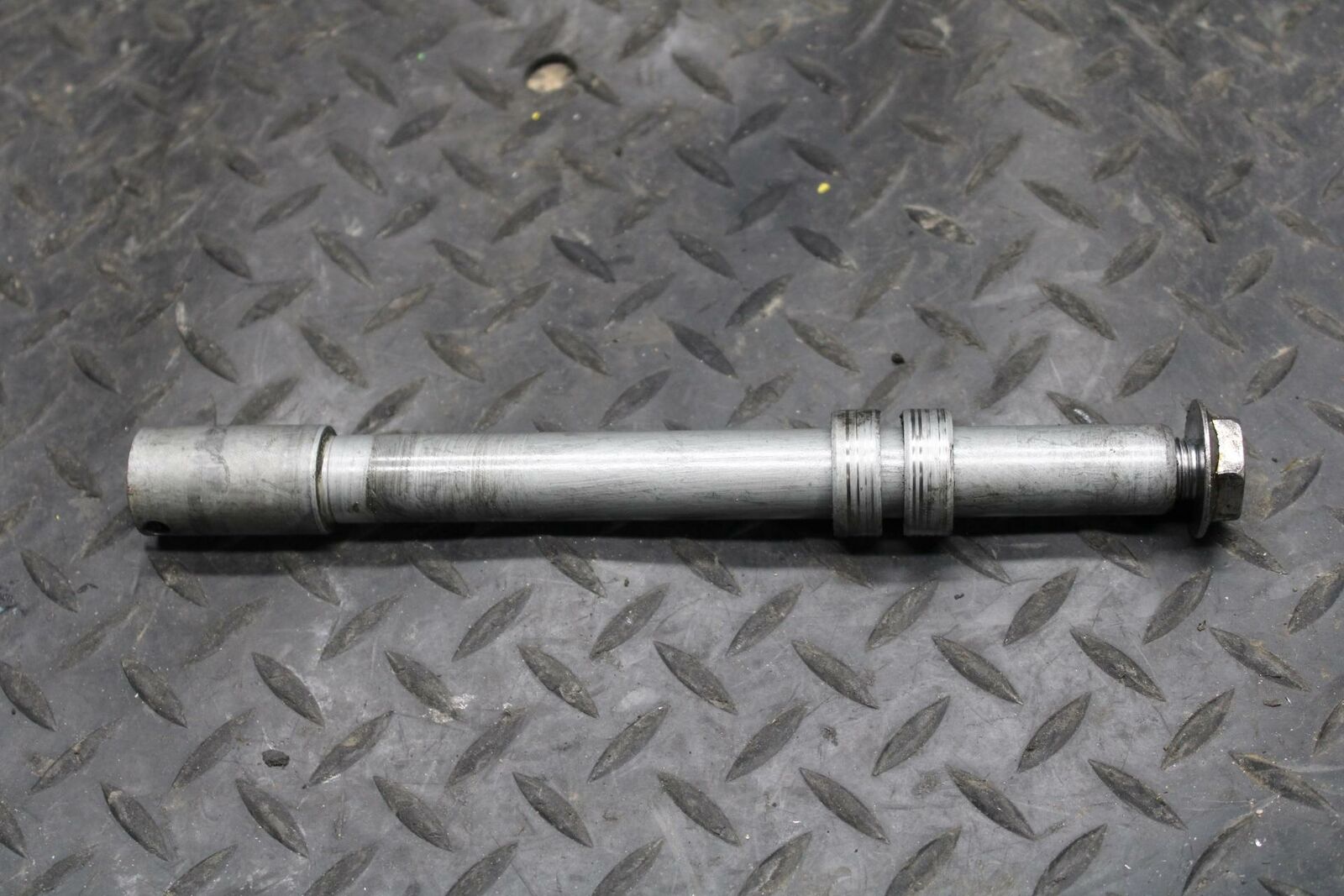 07-08 HONDA CBR600RR FRONT WHEEL RIM AXLE PIVOT BOLT BB224
