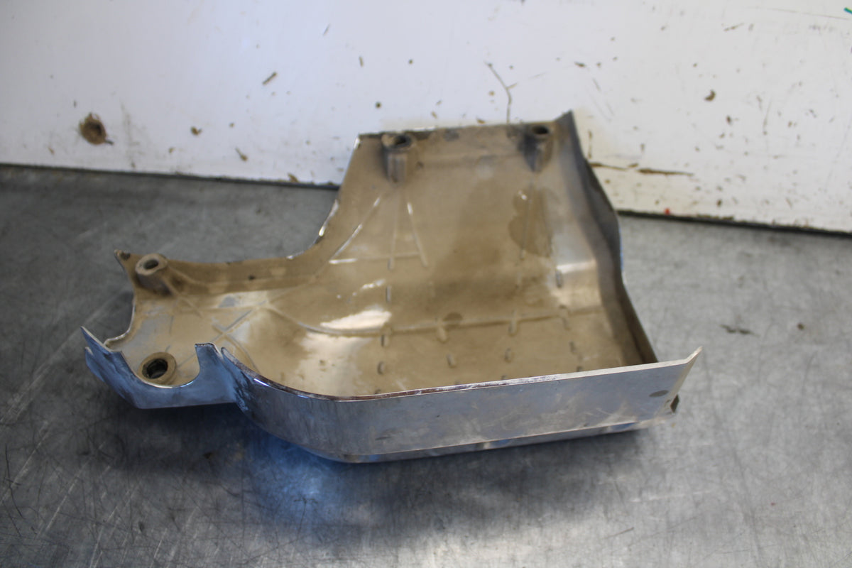 02-04 HONDA VTX1800S ENGINE SPROCKET COVER BB712