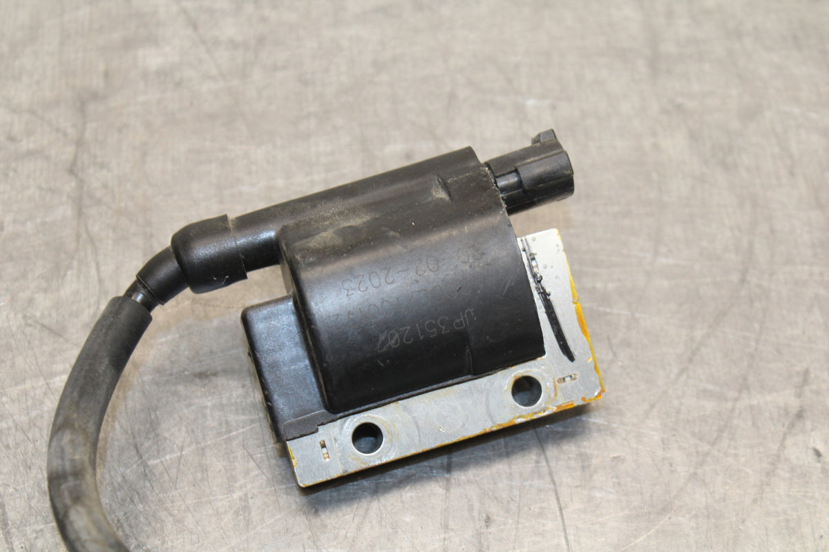 17-24 KTM 390 DUKE IGNITION COIL SPARK PLUG CAP  BB734