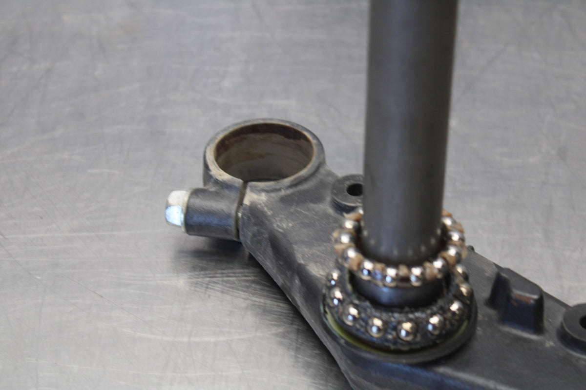 18 HONDA CB500F FRONT FORKS CLAMP LOWER TRIPLE TREE STEM  BB861