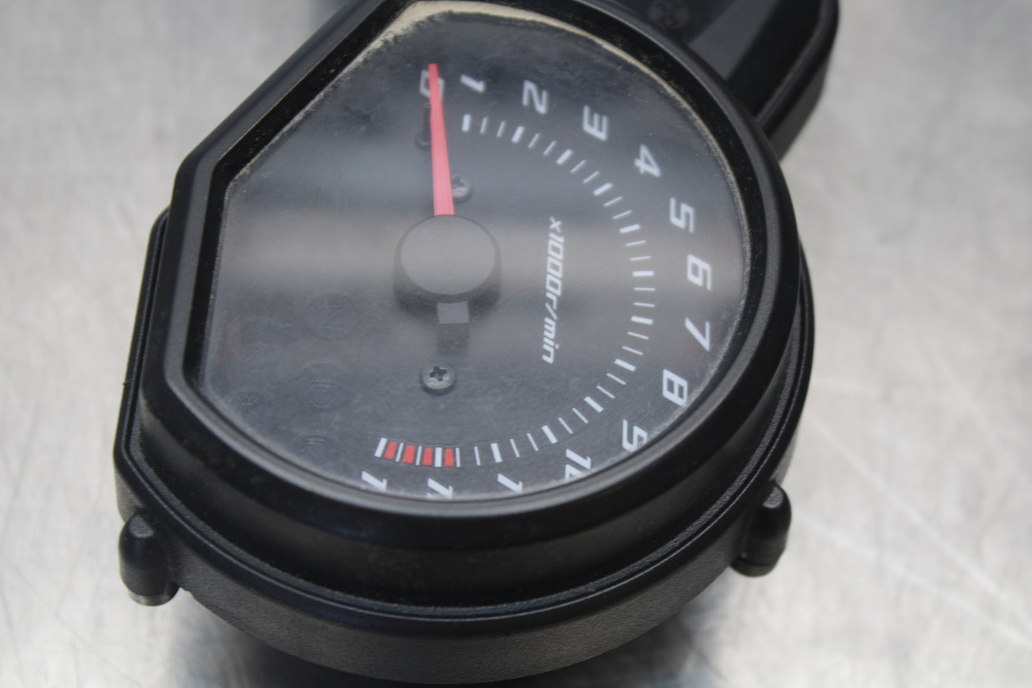 09-15 YAMAHA FZ6R SPEEDO TACH GAUGES CLUSTER SPEEDOMETER TACHOMETER BB161