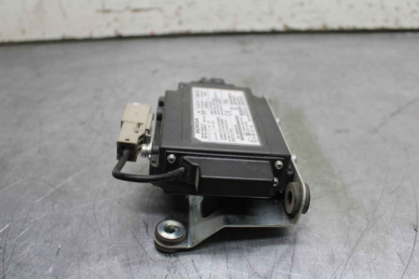 14 HONDA CTX1300A RADIO STEREO CONTROL UNIT BB732