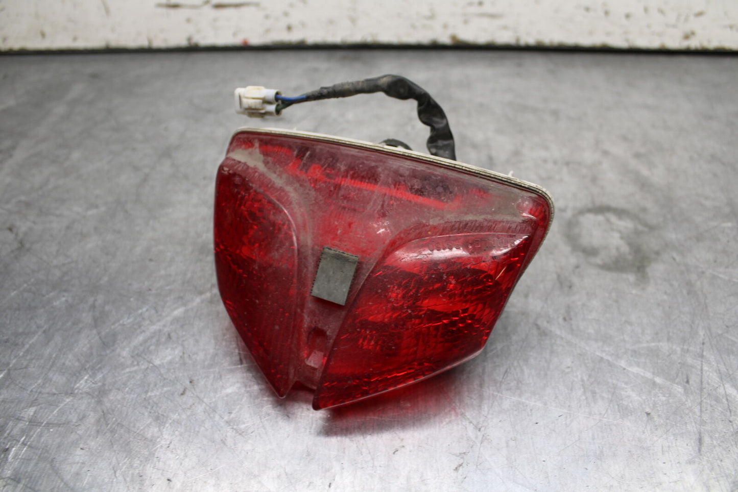 11-24 SUZUKI GSXR750 REAR TAIL TAILLIGHT BACK BRAKE LIGHT 35710-14J30 BB714
