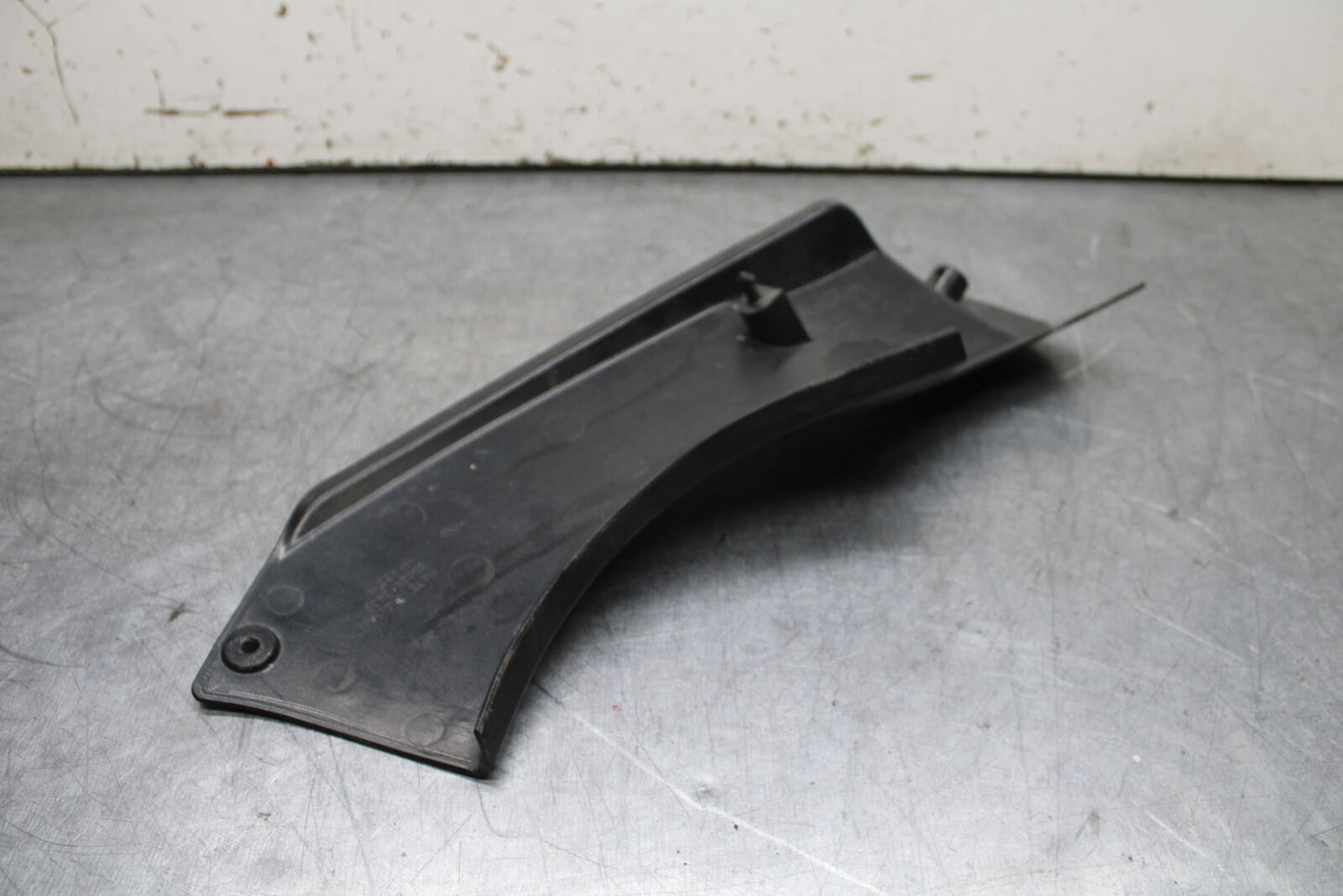 12-17 KAWASAKI ER-6N Z650 RIGHT DUCT COVER BB709